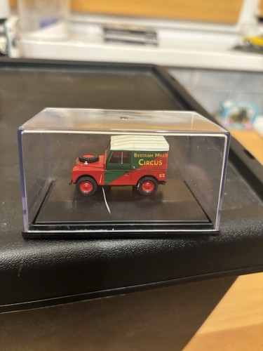 Bertram mills circus car - bertram,