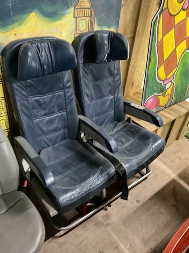 Airplane aircraft seats - aircraft, man