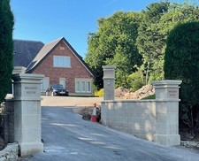 New Yorkshire Stone Gate Post Pillars (Made to order - costing on enquiry)