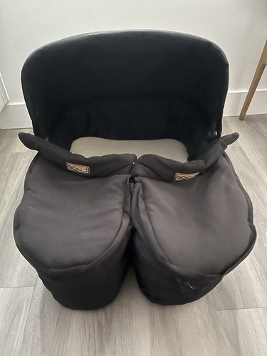 Mountain buggy duet - duet, carrycot