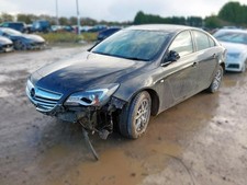 FOR BREAKING - 2015 VAUXHALL