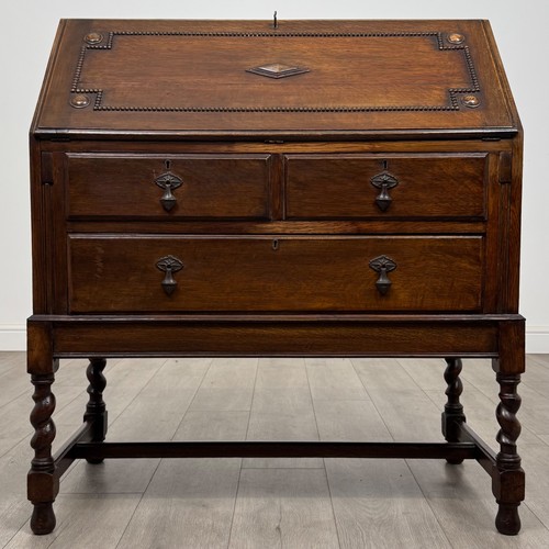 Antique 20th century jacobean - century,