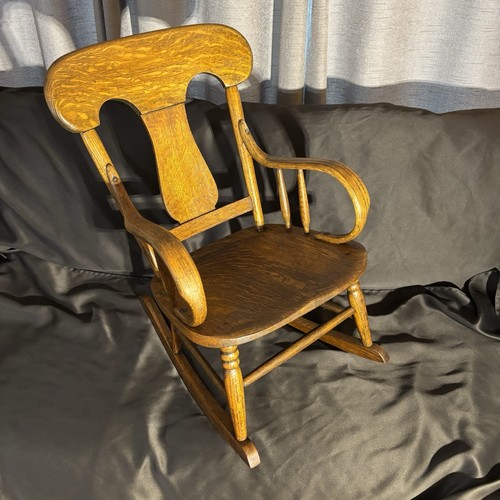 Bent wood arms - bent,