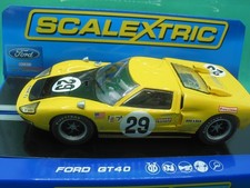 SCALEXTRIC C3211 FORD GT40 MKll 1970 SEBRING YELLOW BLACK #29    BNIB