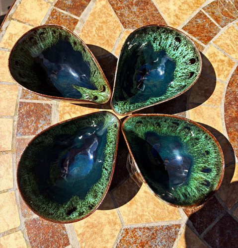 Set hand thrown - set,