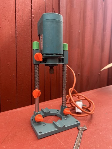 Black and decker router - decker, with