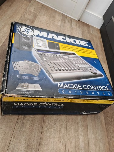 Mackie eight channel master - mackie,