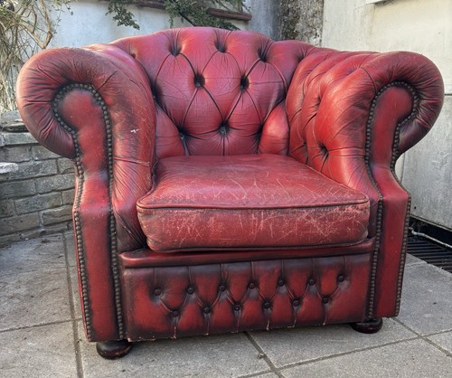 Chesterfield leather armchair - leather,