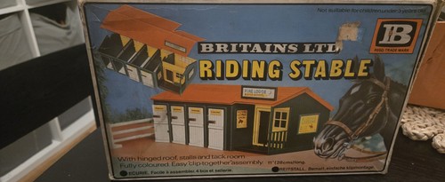 Britains farm riding stable - riding,