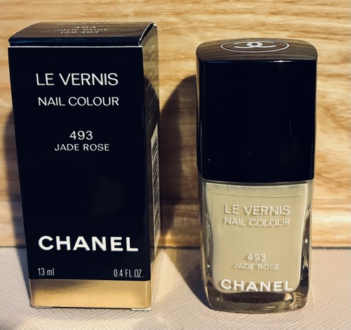 New rare chanel vernis nail - new,
