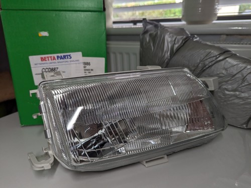 Vauxhall astra mk3 headlight - vauxhall,