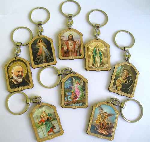 Various saints wooden key ring - various,