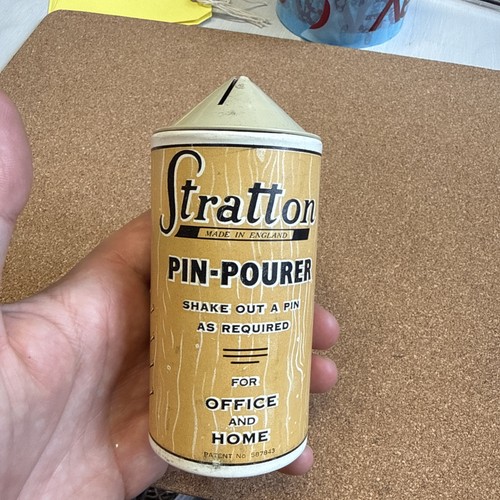 Vintage sewing kit pin - sewing, pourer