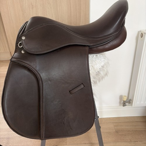 Treeless saddle med - gp,