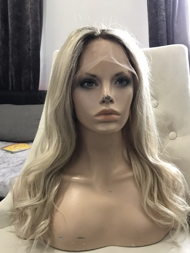 Ash blonde rooted - blonde,