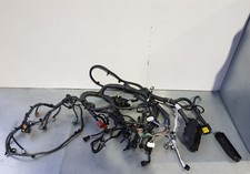 NISSAN QASHQAI J11 TEKNA 1.5 DCI 2018 ENGINE WIRING LOOM & FUSE BOX 242704ED0A