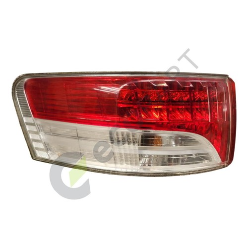 Toyota avensis mk3 rear tail - toyota,