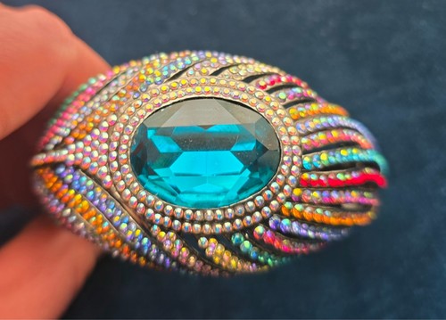 Butler wilson bangle peacock - &,