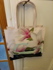 Ted Baker Tulacon Magnolia