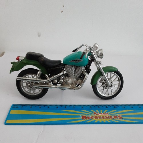 Maisto honda 1100 - maisto,