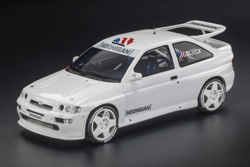 Top marques 18 - 1:18, escort