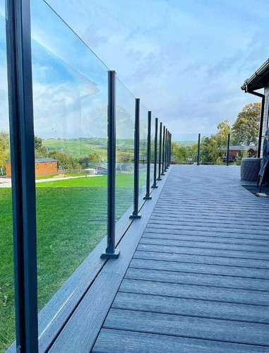 Glass balustrade slotted - balustrade,