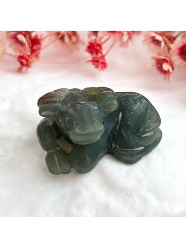 Dark rich green - dark, nephrite