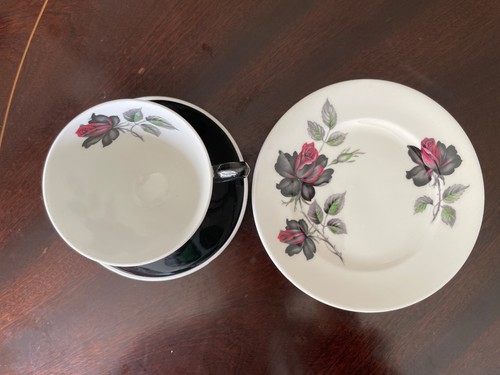 Royal albert masquerade - royal,