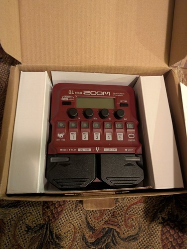 Zoom four digital bass - zoom,
