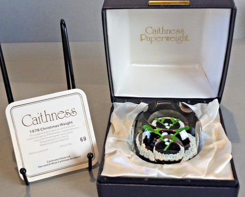 Caithness glass paperweight - caithness,