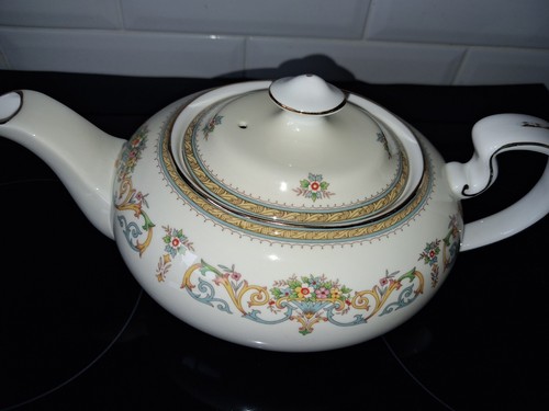 Aynsley henley teapot 2 - 'henley', -2.3