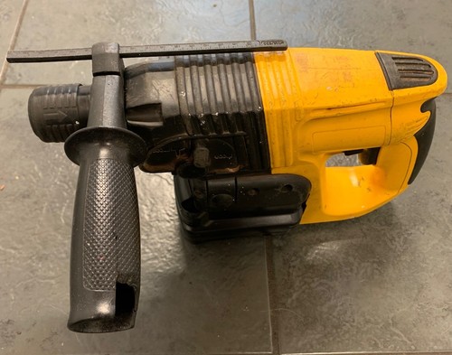 Heavy duty dewalt dw004 sds - dewalt,