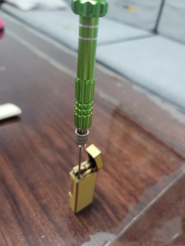 The color fire needle - color, of