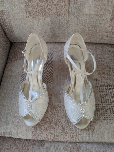 Ivory wedding shoes - shoes, eu