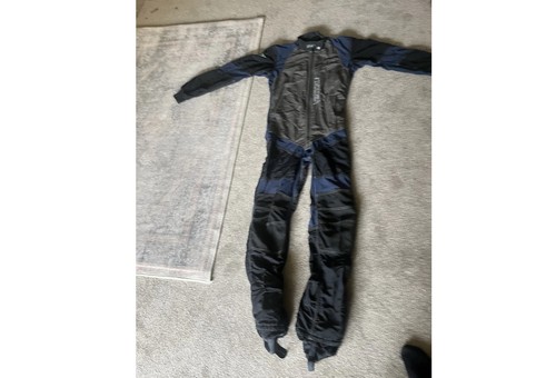 Vertical free fly - vertical,