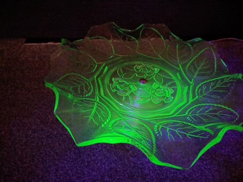 Vintage green uranium glass - green,