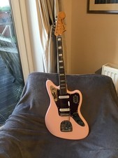 Squier FSR Classic Vibe 70’s Jaguar - LIMITED EDITION Shell Pink