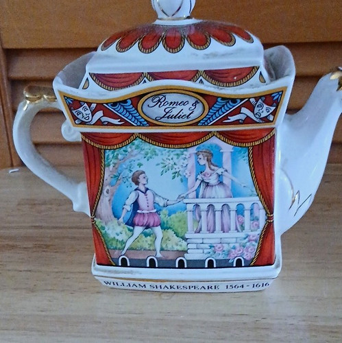 James sadler teapot romeo - sadler, “romeo
