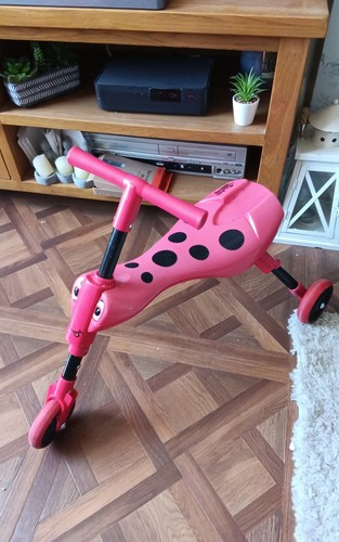 Scuttlebug folding tricycle - folding, in