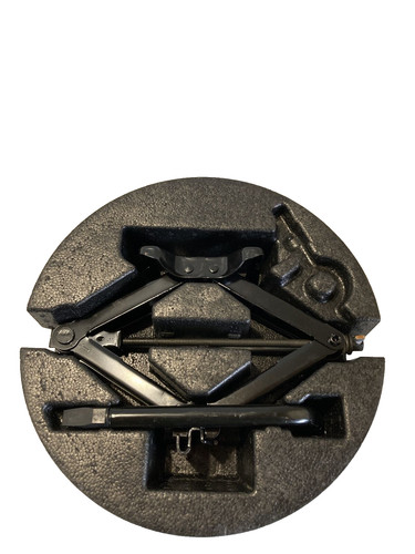 For volvo c70 2008 jack - volvo,