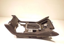 LANDROVER DISCOVERY CENTRE CONSOLE AH2204567A LR4 2010