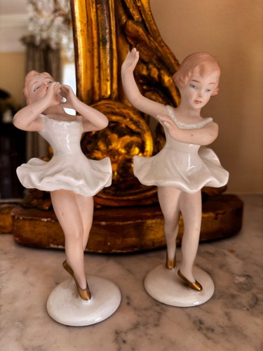 Pair vintage wallendorf - of,