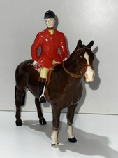 BESWICK HUNTSMAN ON BROWN HORSE MODEL 1501 "DAMAGED"