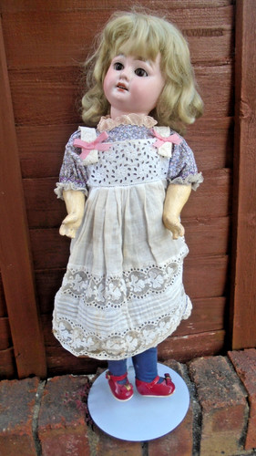 Pretty antique a m - pretty,