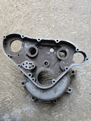 Triumph t100 engine case - triumph,
