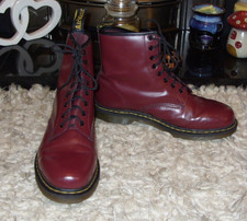 DR MARTENS 1460 boots CHERRY RED size 11 - HARDLY WORN
