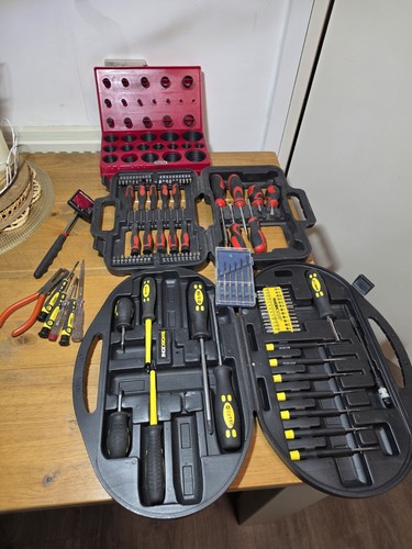 Large screwdriver set job lot - screwdriver,