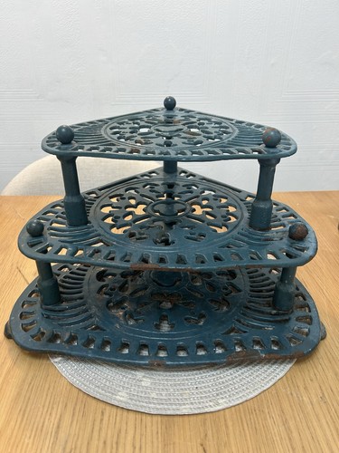 Vintage green cast - vintage, cast-vintage