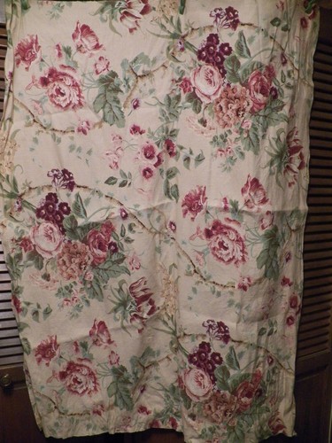 Vintage floral linen fabric - vintage,