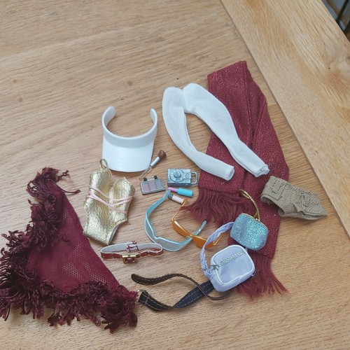 Bratz doll clothes bundle - doll,